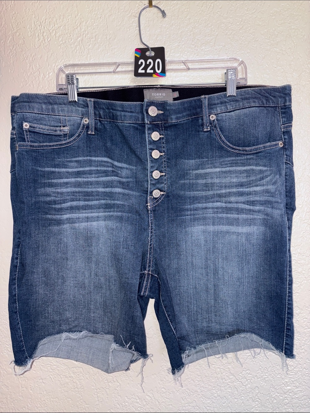 #T220 - NWOT - torrid Dark Blue Button-Fly Denim Bermuda Shorts-20W